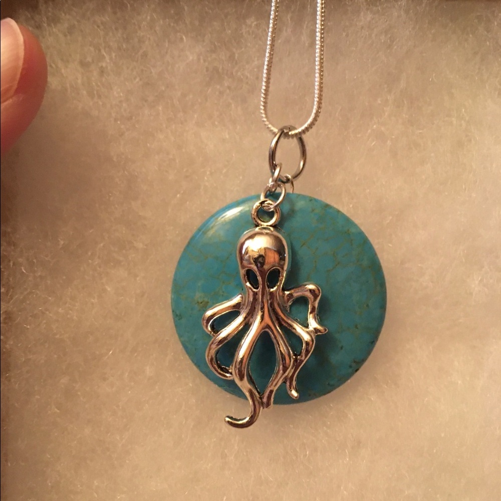 Octopus Necklace w/Turquoise Howlite - Picture 3 of 7